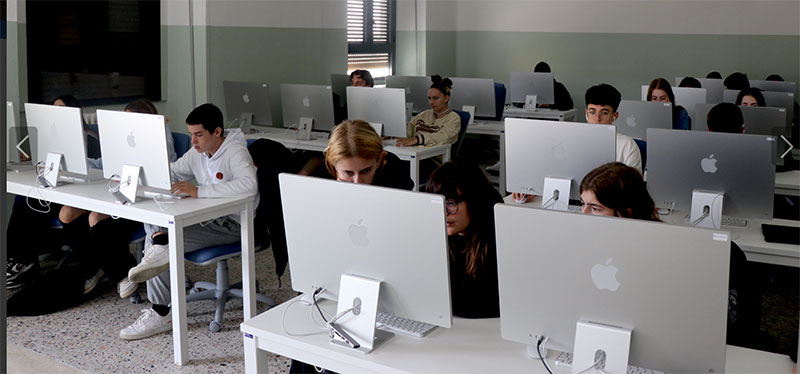 Nơi thu mua Macbook, iMac, mac mini số lượng lớn giá cao tại Hà Nội 4 Thu-mua-iMac-số-lượng-công-ty,-trường-học